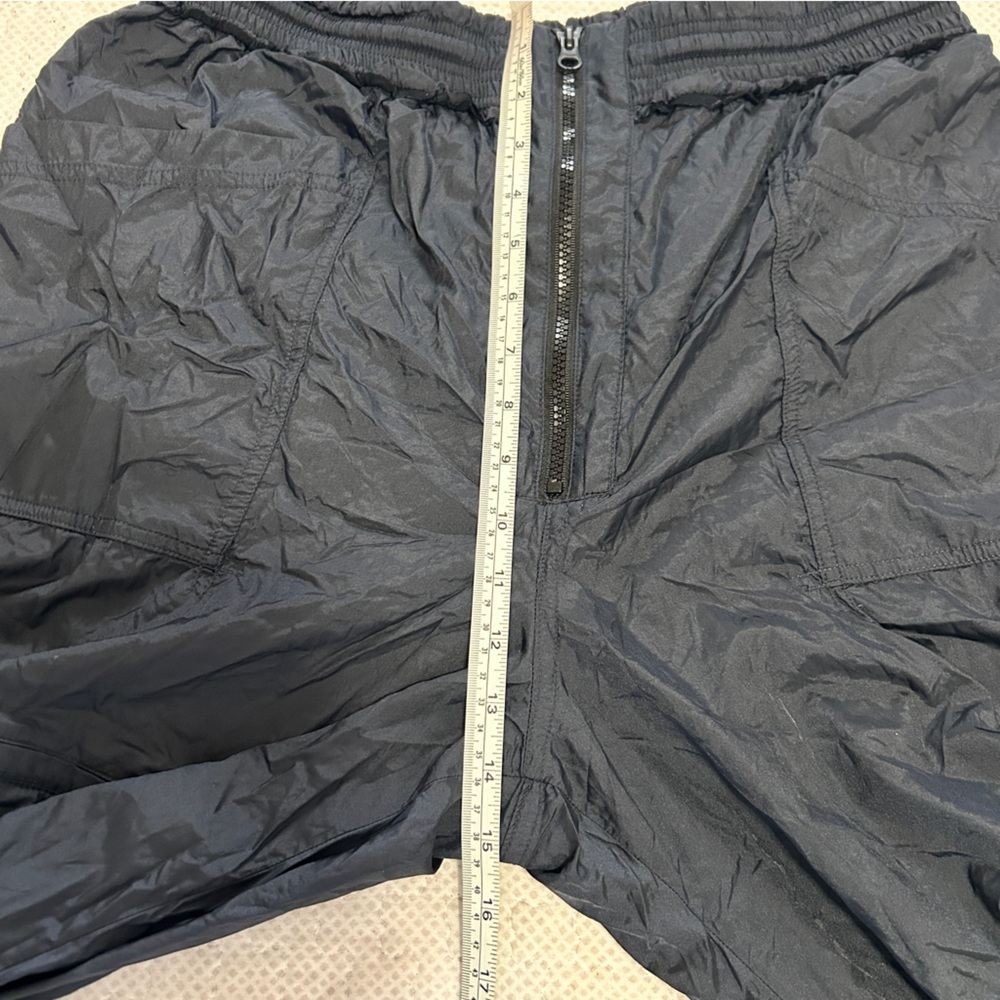 Free People Movement Tell Me About It Gray Nylon Cargo Jogger Crop Pants Sz L - Picture 12 of 13